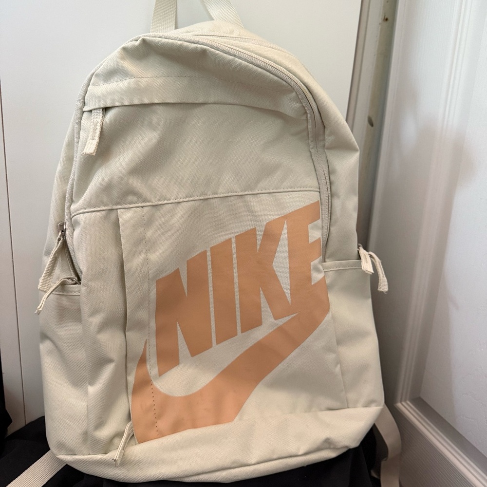 Nike Backpack - Picture 2 of 5